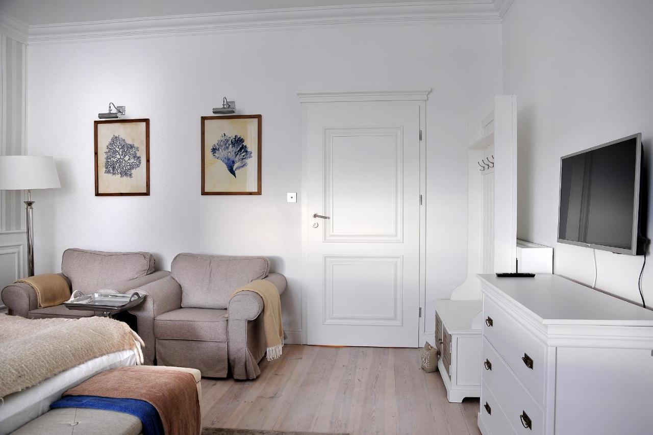 Villa Celine Mielno  Exteriör bild