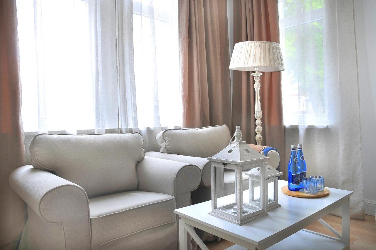 Villa Celine Mielno  Exteriör bild