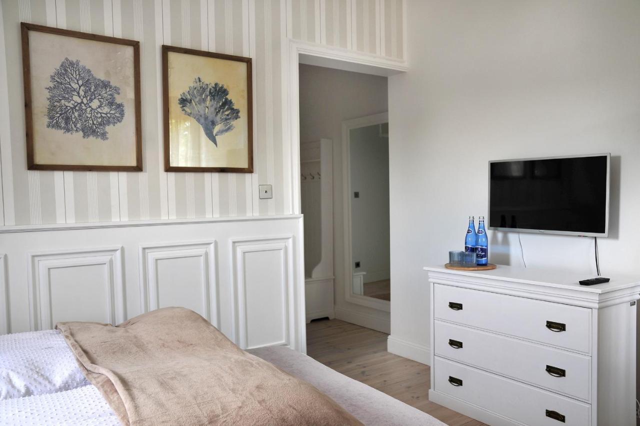 Villa Celine Mielno  Exteriör bild